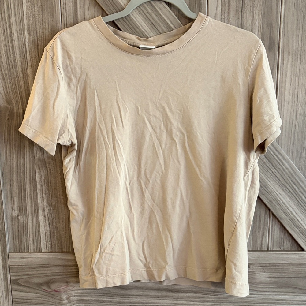 H&M Men's Beige Short Sleeve Tee